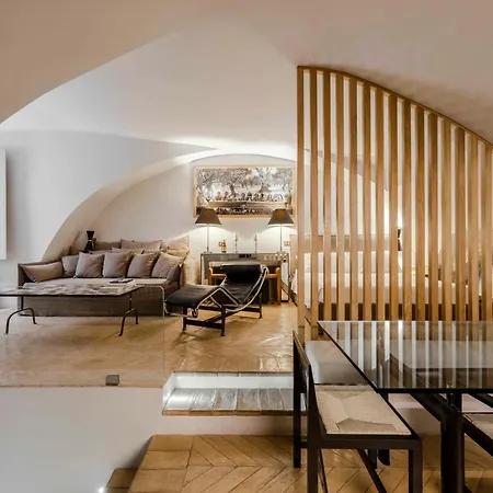 Piazza Navona Luxury Loft-2