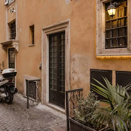 Piazza Navona Luxury Loft-3